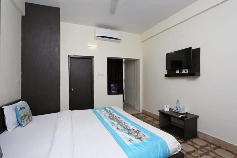 Hotel Stellar Bhubaneswar Zewnętrze zdjęcie